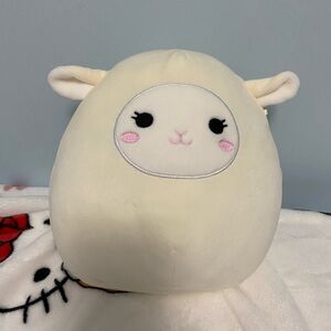 Sophie lamb squishmallow